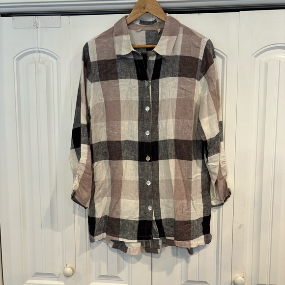 Soft Surroundings Tops - Soft Surroundings Neutral Plaid Button‎ Up Zipper Detail Back Size Large